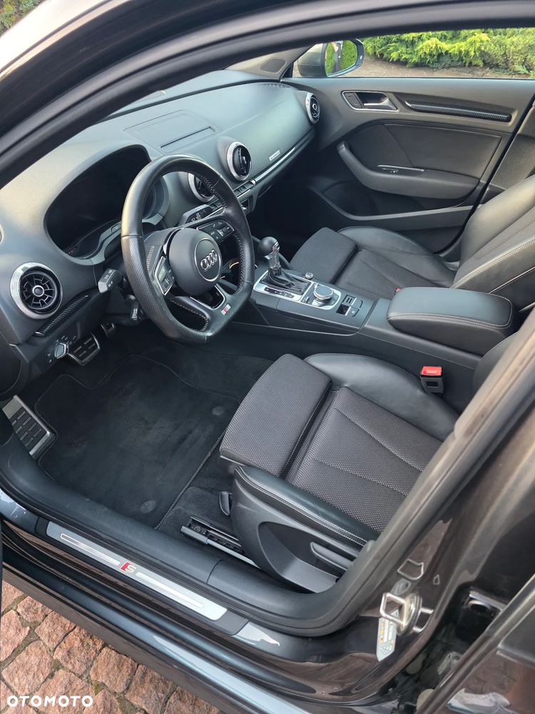 Audi A3 Sportback 2.0 TDI (clean diesel) quattro S tronic S line Sportpaket - 10