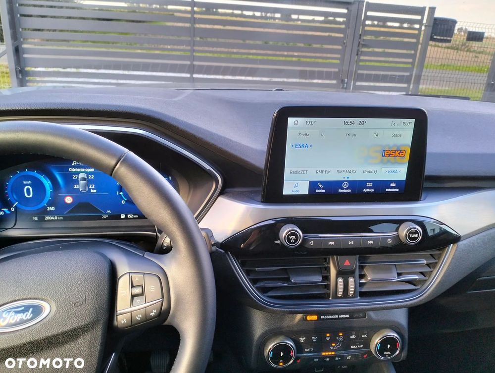 Ford Kuga - 2