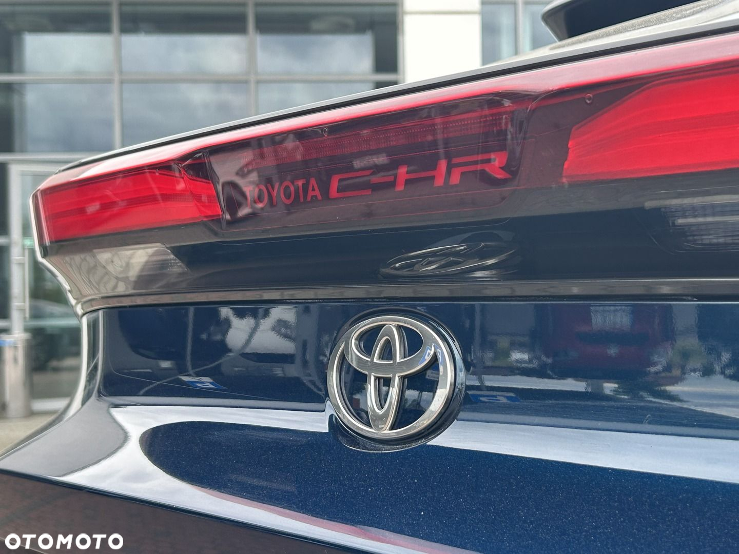 Toyota C-HR - 11