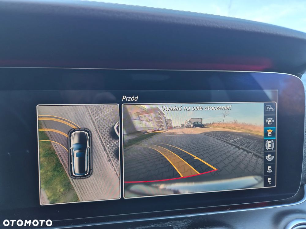 Mercedes-Benz Klasa E 220 d T 9G-TRONIC AMG Line - 16