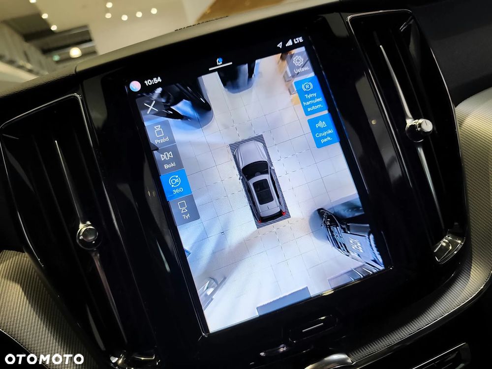Volvo XC 60 T6 Plug-In Hybrid AWD Plus Black Edition - 33