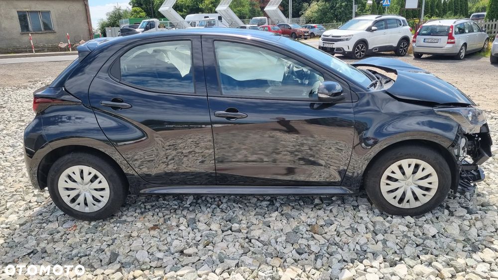 Toyota Yaris - 10