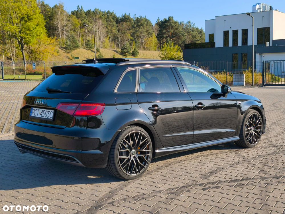Audi A3 Sportback 2.0 TDI clean diesel Quattro Ambiente S tronic - 3
