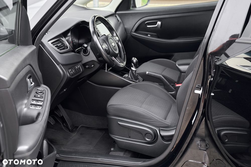 Kia Carens 1.6 GDI Dream-Team Edition - 6