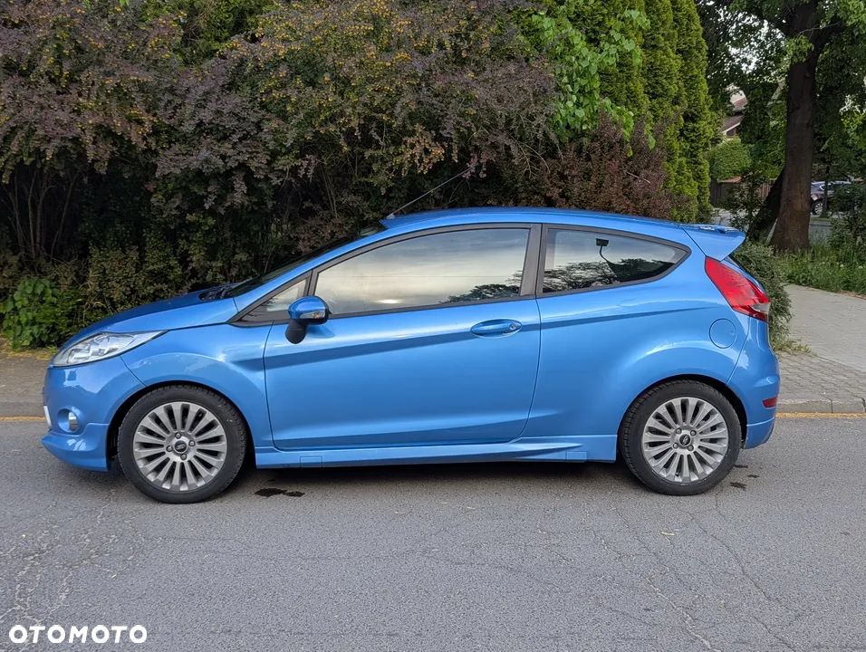 Ford Fiesta 1.6 Ti-VCT Sport - 11