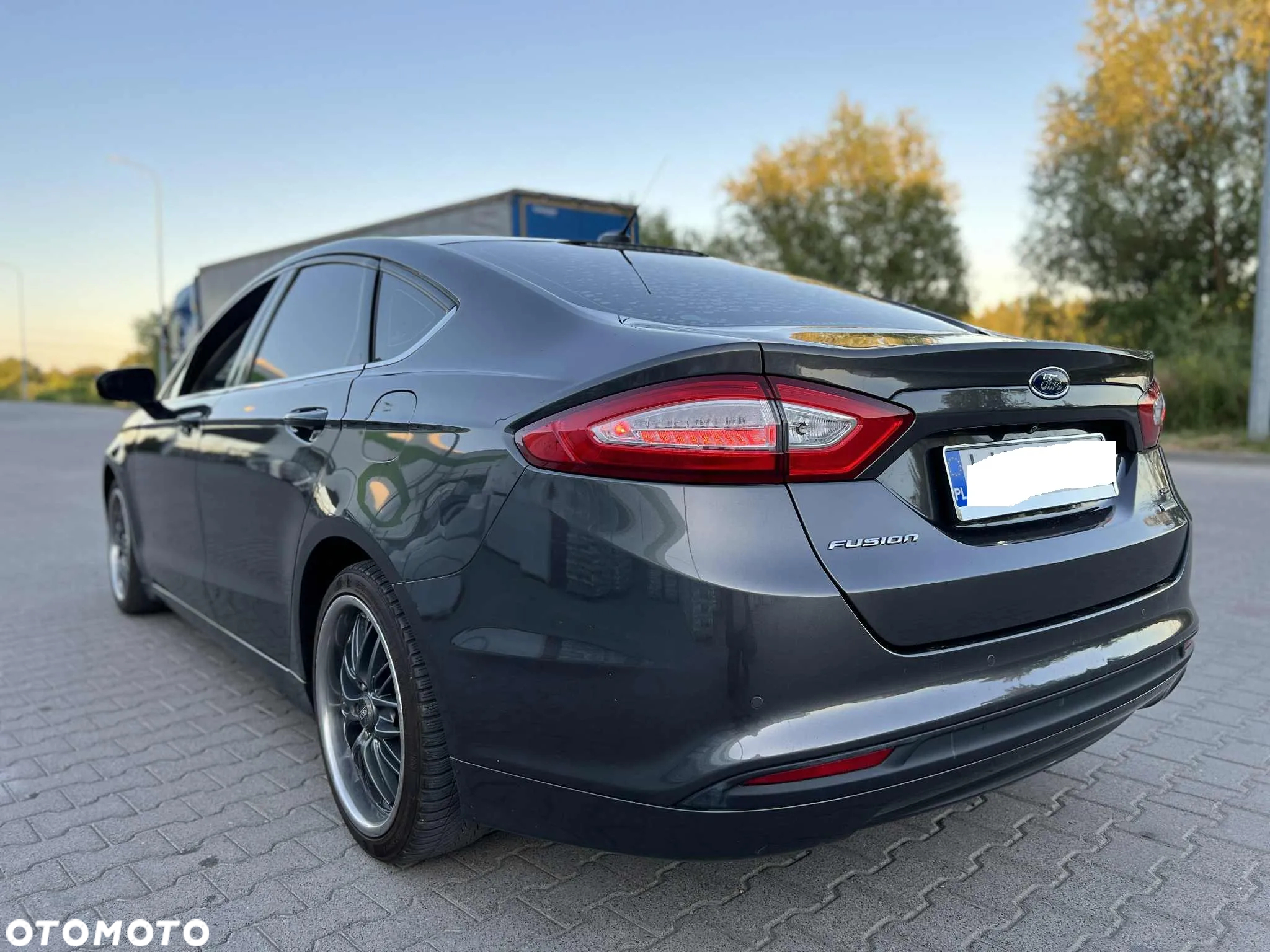 Ford Fusion - 26