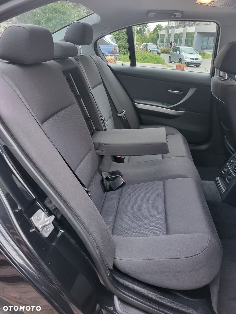 BMW Seria 3 318i Edition Sport - 19