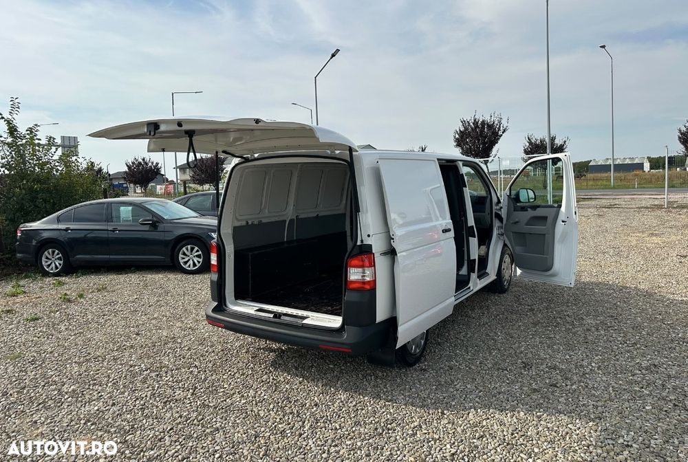 Volkswagen Transporter T5 - 5