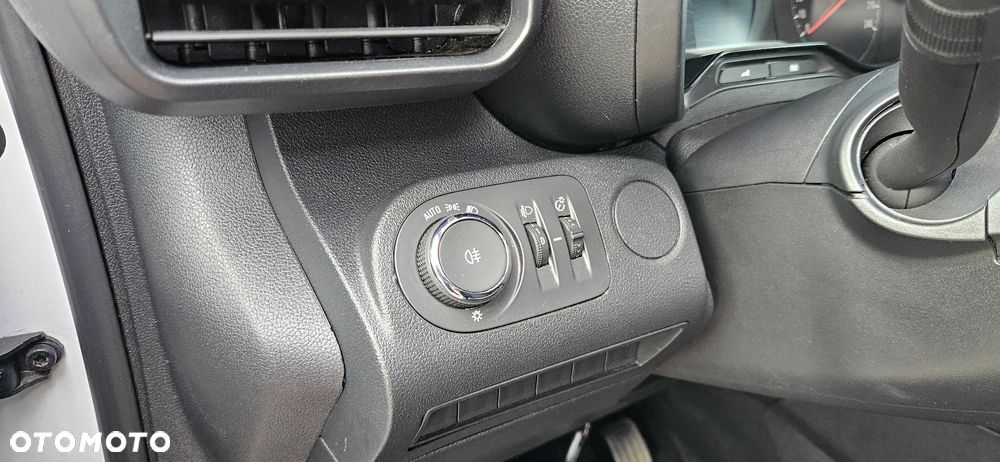 Opel Combo - 25