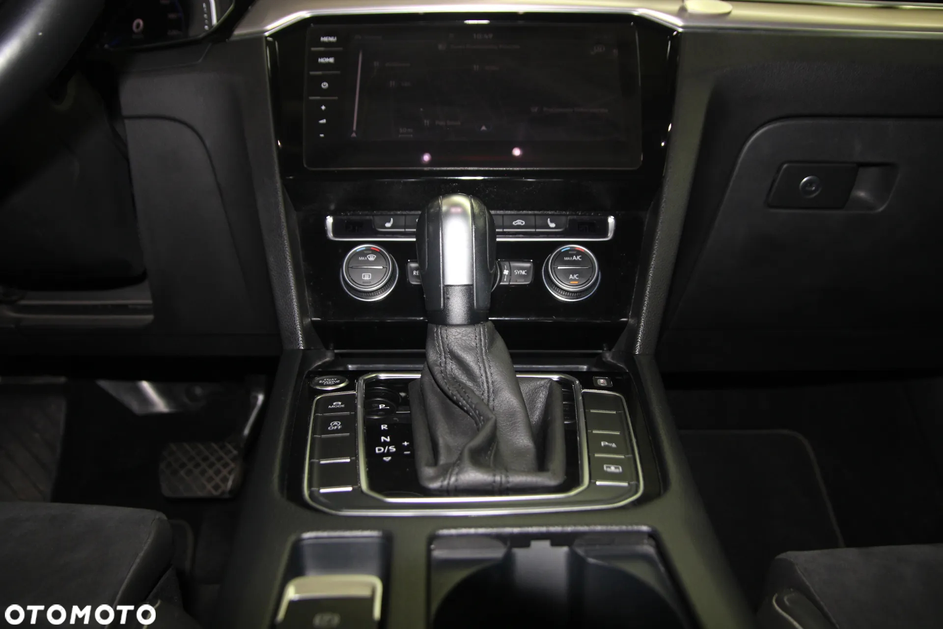 Volkswagen Passat 2.0 TSI Elegance DSG - 20