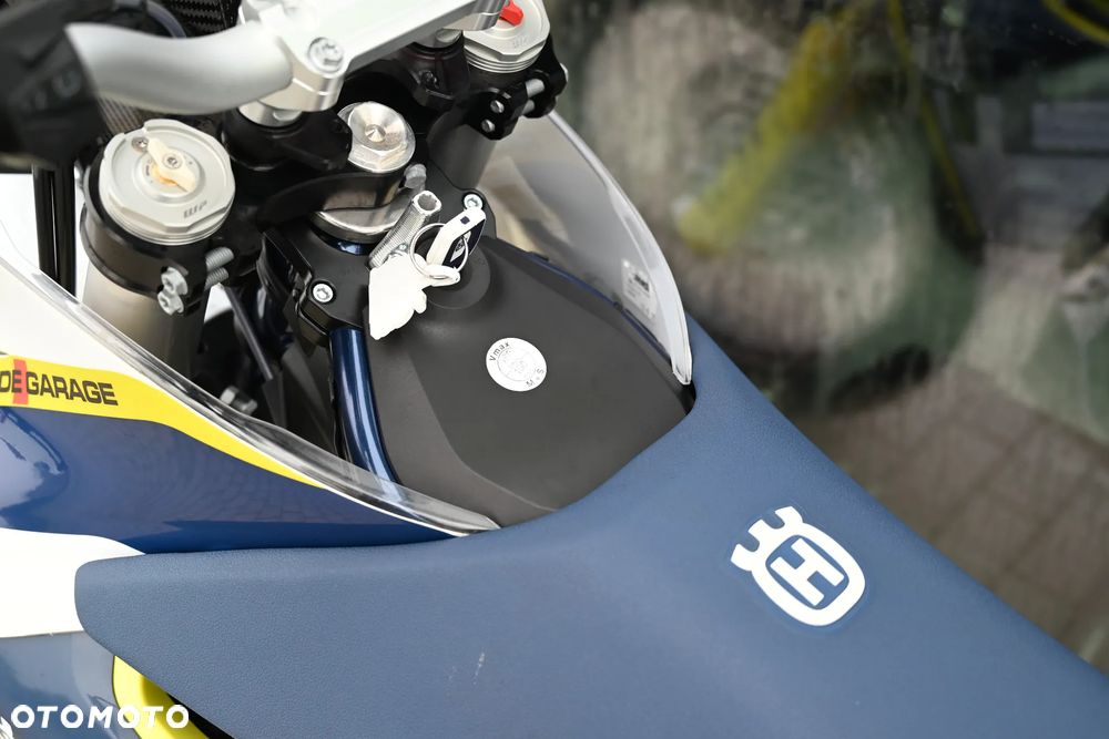 Husqvarna 701 - 29