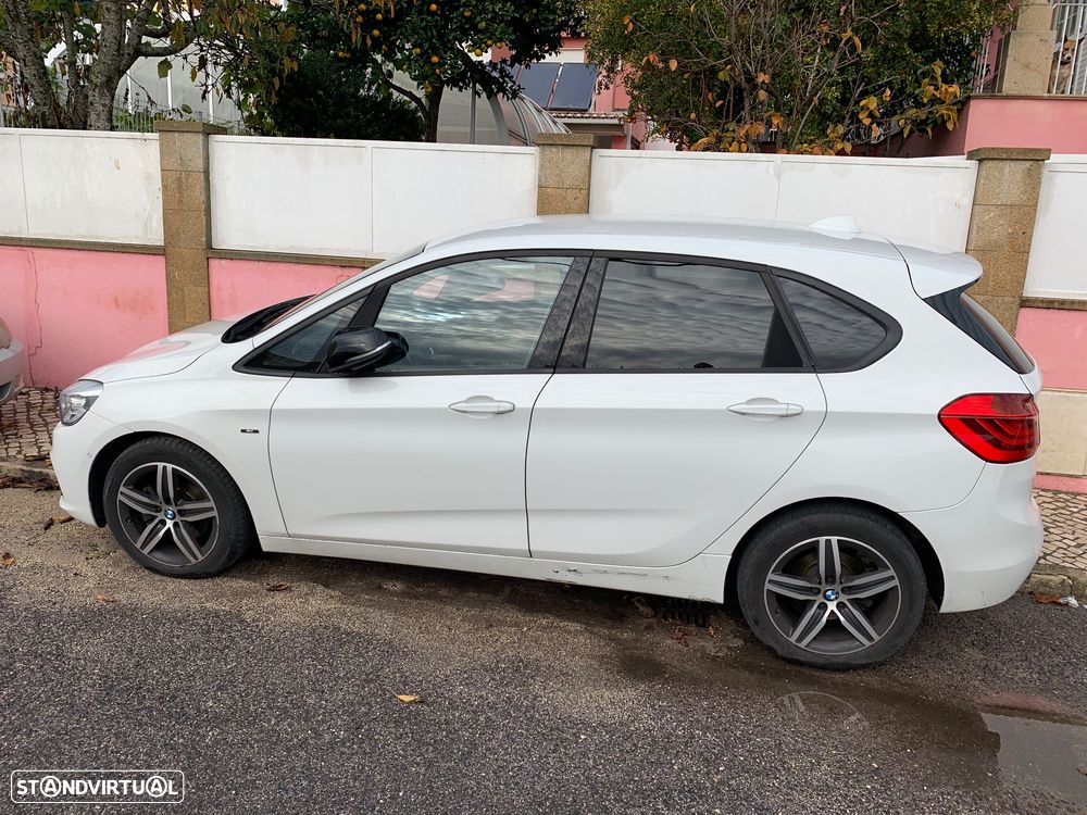 BMW 218 Active Tourer d Line Sport Auto - 2