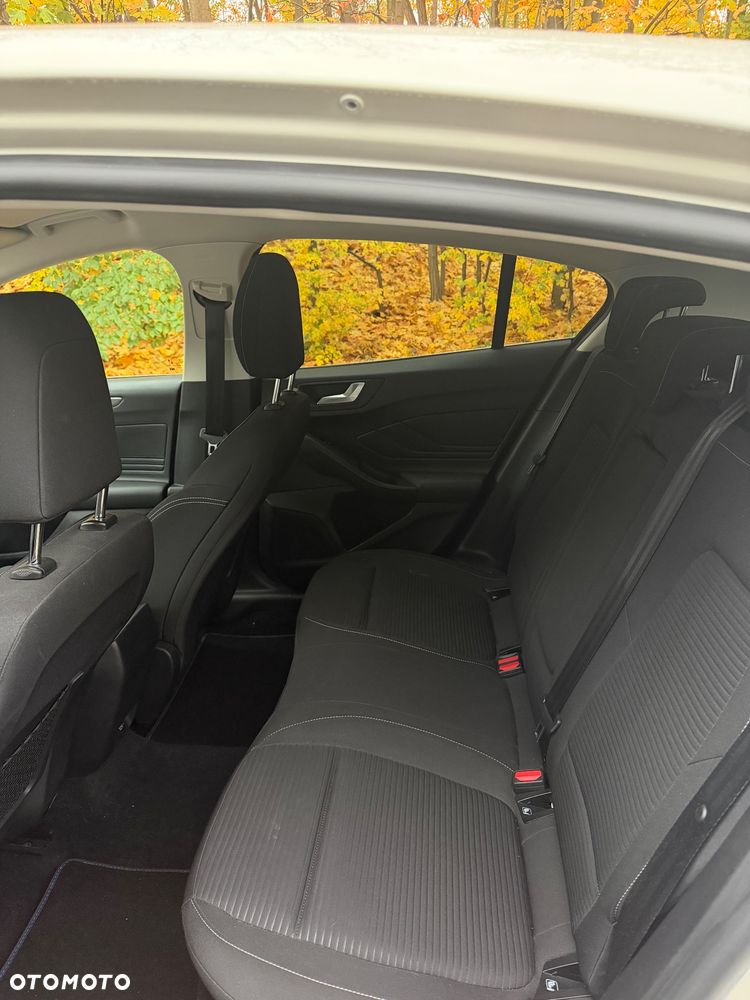 Ford Focus 1.0 EcoBoost mHEV Active - 13