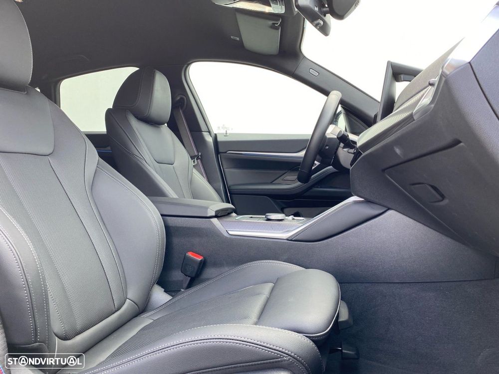 BMW i4 eDrive40 Pack Desportivo M Pro - 17