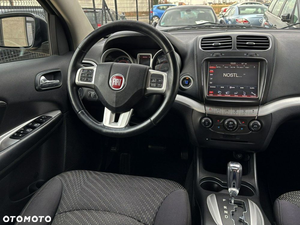 Fiat Freemont 2.0 Multijet Urban AWD - 23