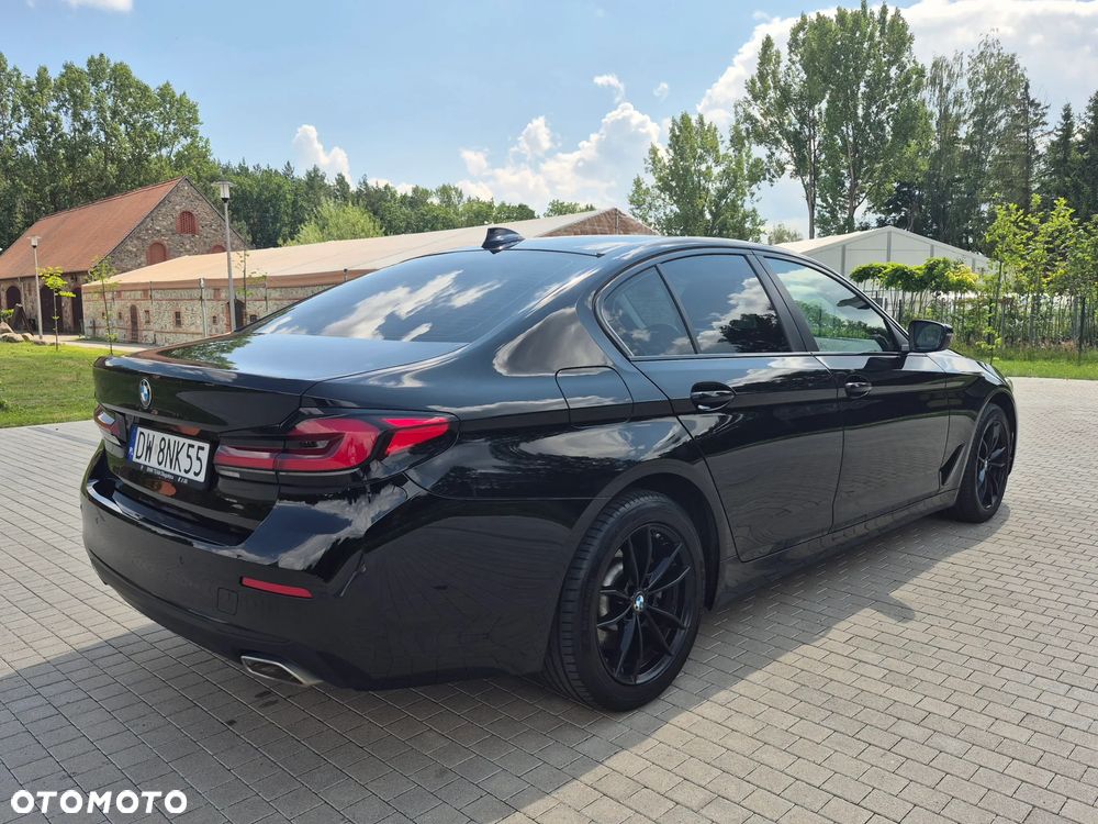 BMW Seria 5 520d xDrive MHEV Business Edition - 4