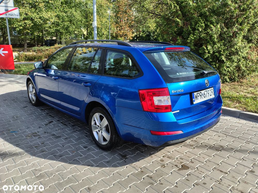 Skoda Octavia 1.6 TDI Ambition - 10