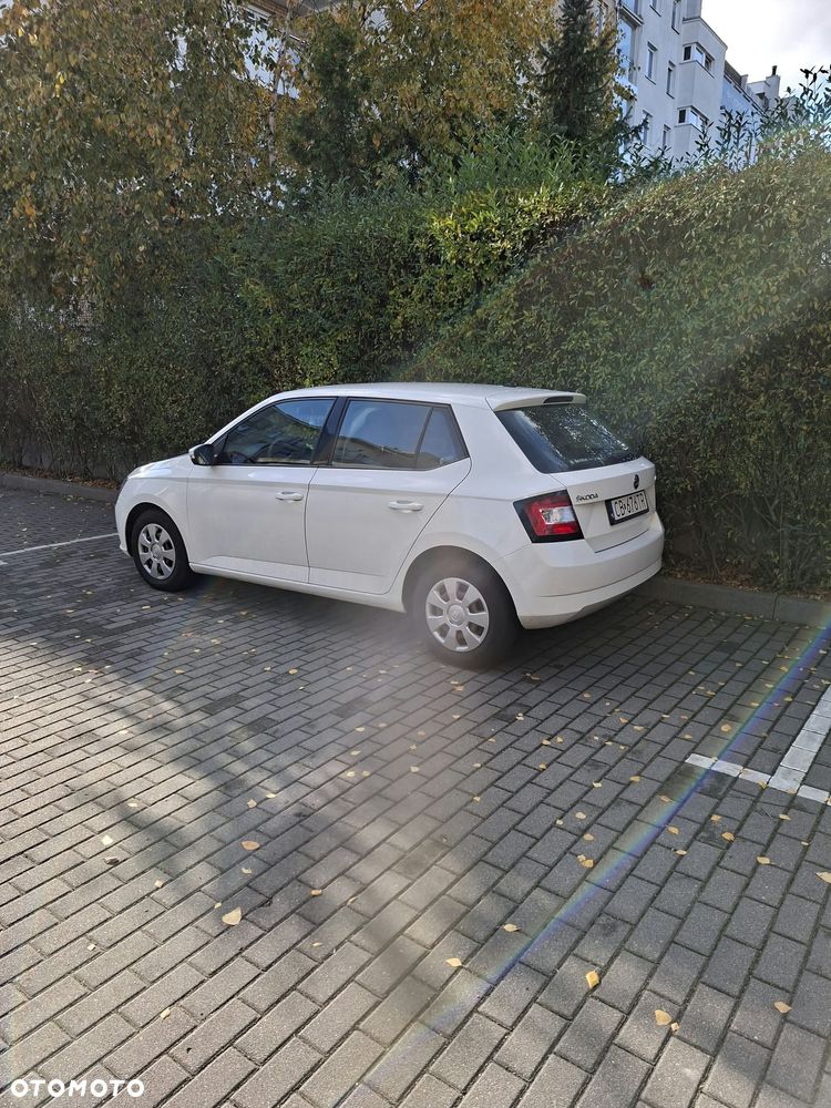 Skoda Fabia - 4