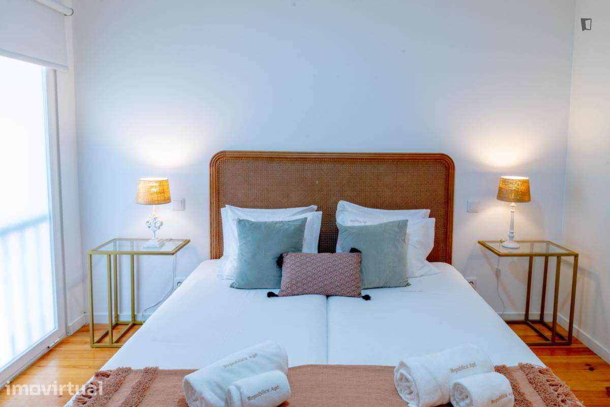 Apartamento com 2 quartos - localizado em Cedofeita Porto - Grande imagem: 2/32