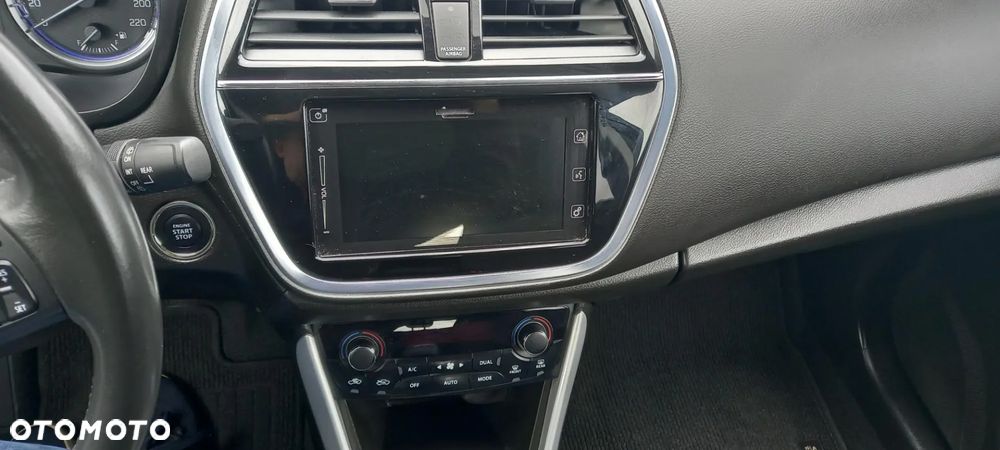 Suzuki SX4 S-Cross 1.4 Boosterjet Hybrid Club - 13
