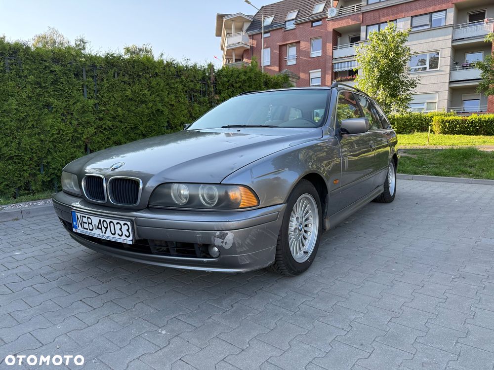 BMW Seria 5 - 1