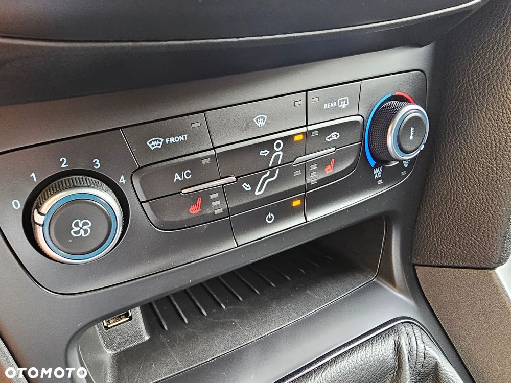 Ford Focus 1.0 EcoBoost SYNC Edition ASS - 31