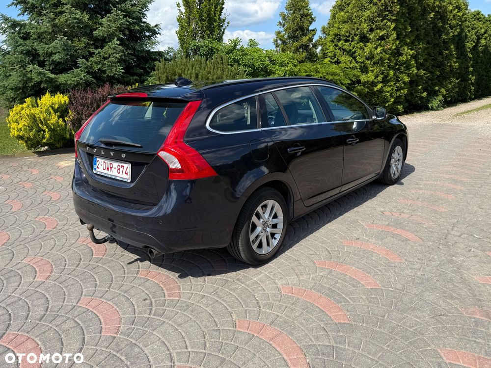 Volvo V60 T2 Geartronic Kinetic - 8