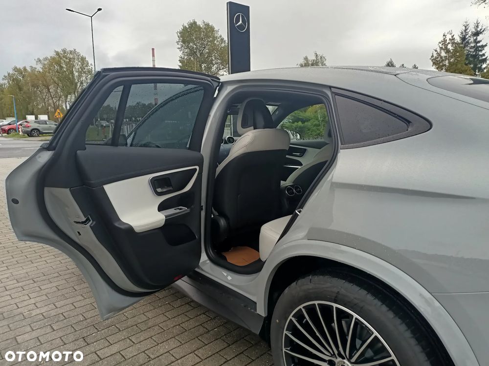 Mercedes-Benz GLC 200 mHEV 4-Matic AMG Line - 14