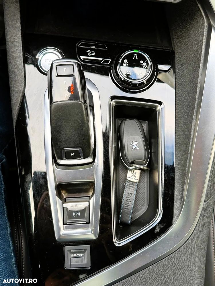 Peugeot 5008 2.0 BlueHDI s&s EAT8 GT - 22