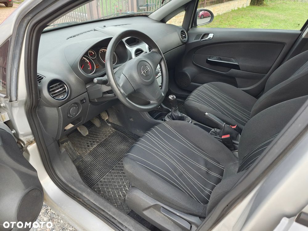 Opel Corsa 1.4 16V Enjoy - 6