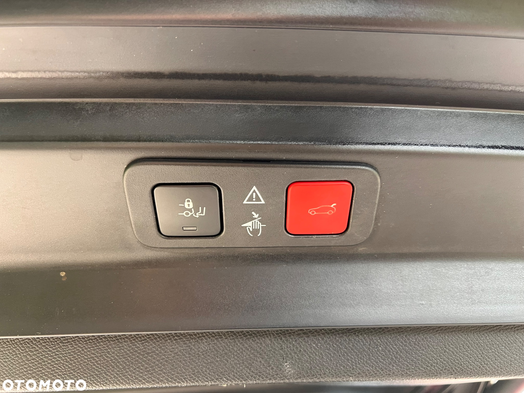 Peugeot 5008 1.5 BlueHDI Allure S&S EAT8 - 33