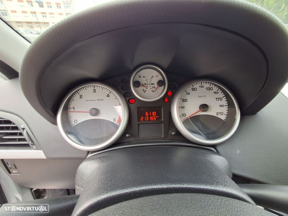 Peugeot 207 1.4 HDi Trendy - 8