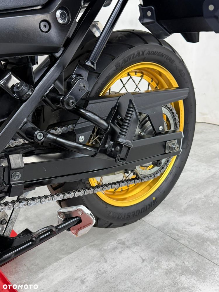 Suzuki V-STROM - 37