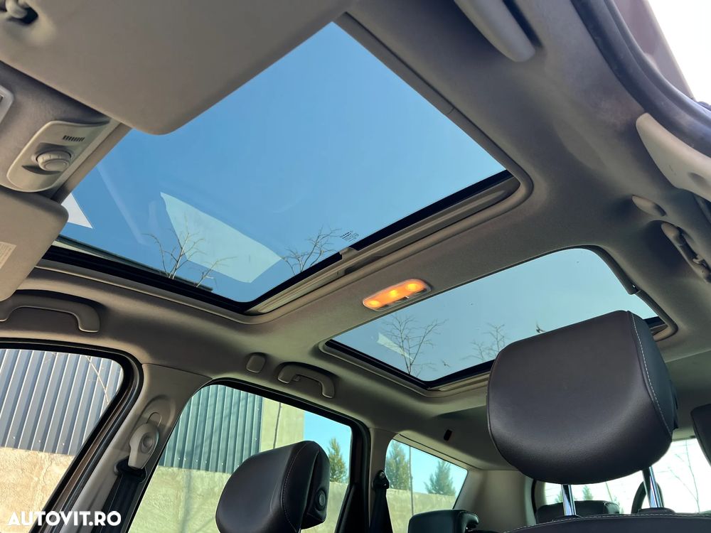 Renault Grand Scenic - 20