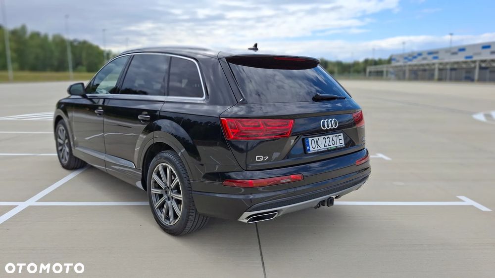 Audi Q7 - 4
