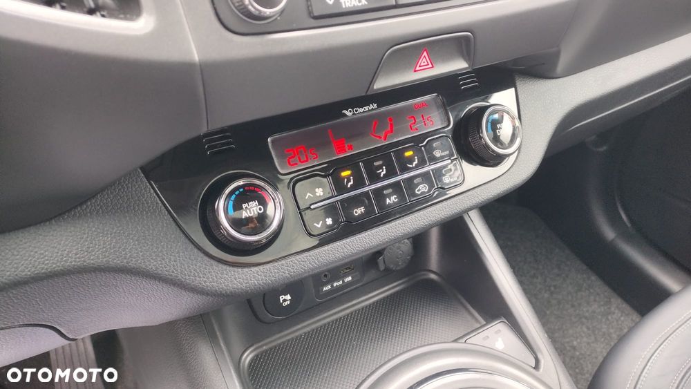 Kia Sportage 2.0 CRDI 4WD Vision - 23