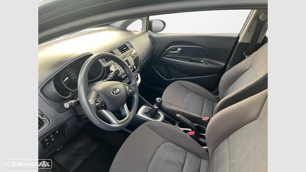 Kia Rio 1.2 CVVT LX - 8