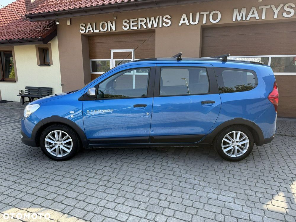 Dacia Lodgy 1.6 SCe Stepway S&S - 11