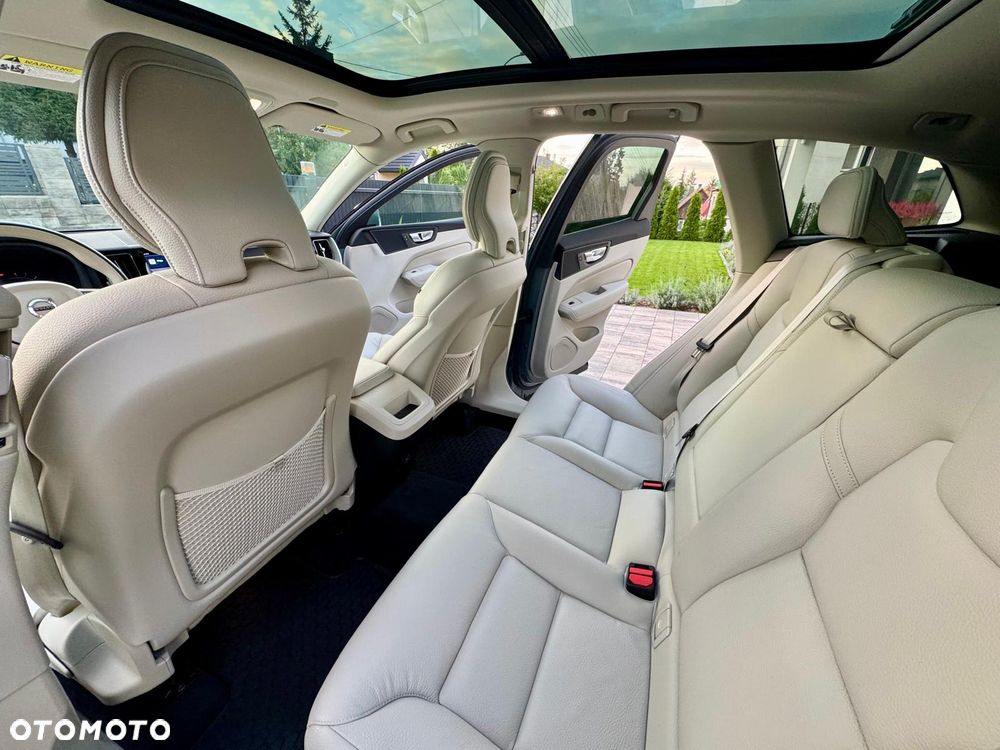 Volvo XC 60 - 19