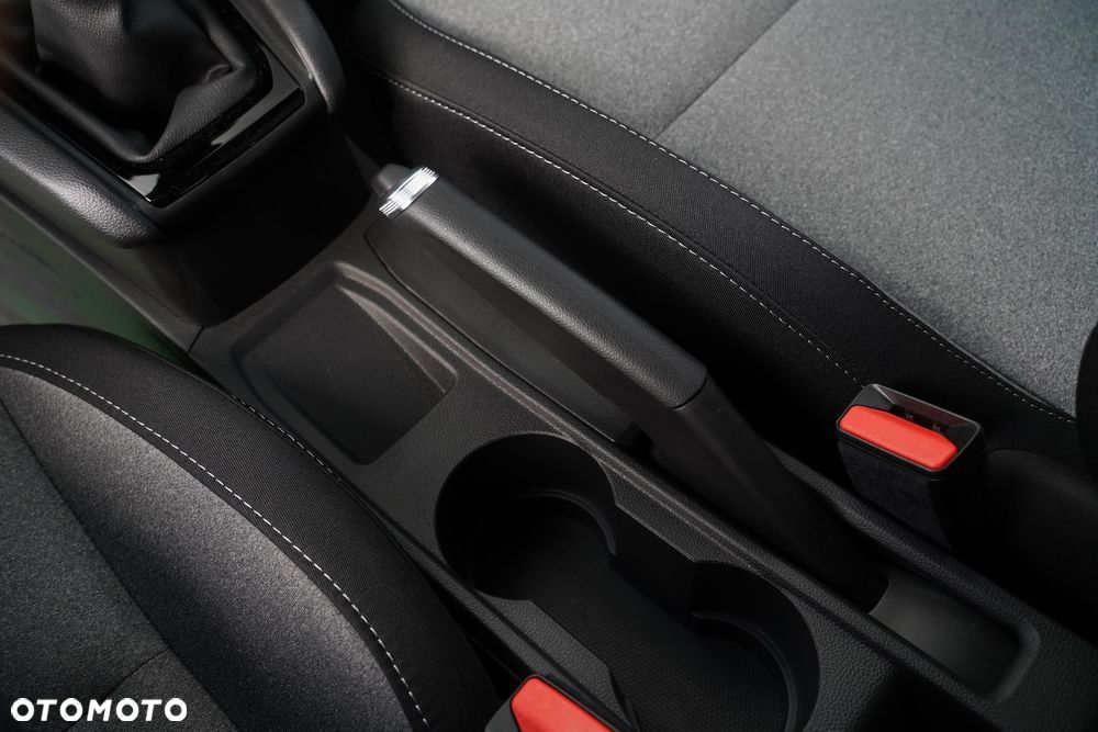 Renault Clio 1.0 TCe Evolution - 21