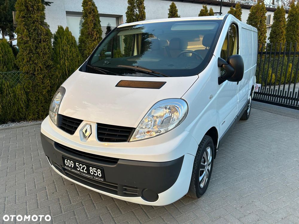 Renault Trafic - 1