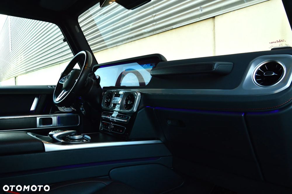 Mercedes-Benz Klasa G 400 d - 18