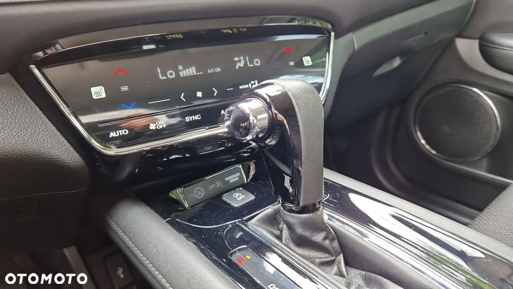 Honda HR-V 1.5 Elegance (ADAS/Honda Connect+) CVT - 20