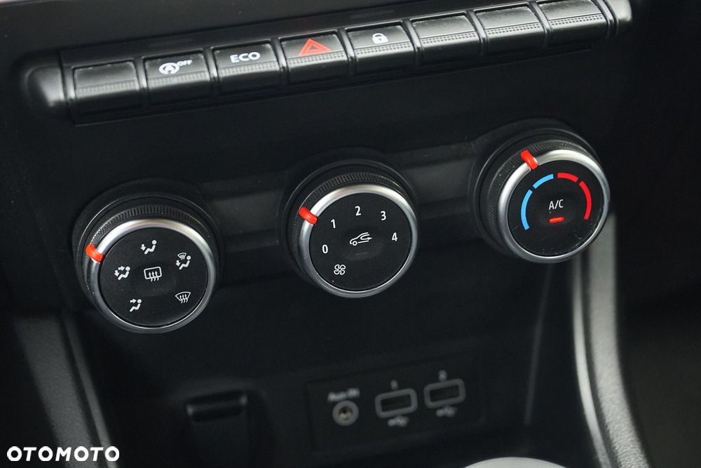 Renault Captur - 23