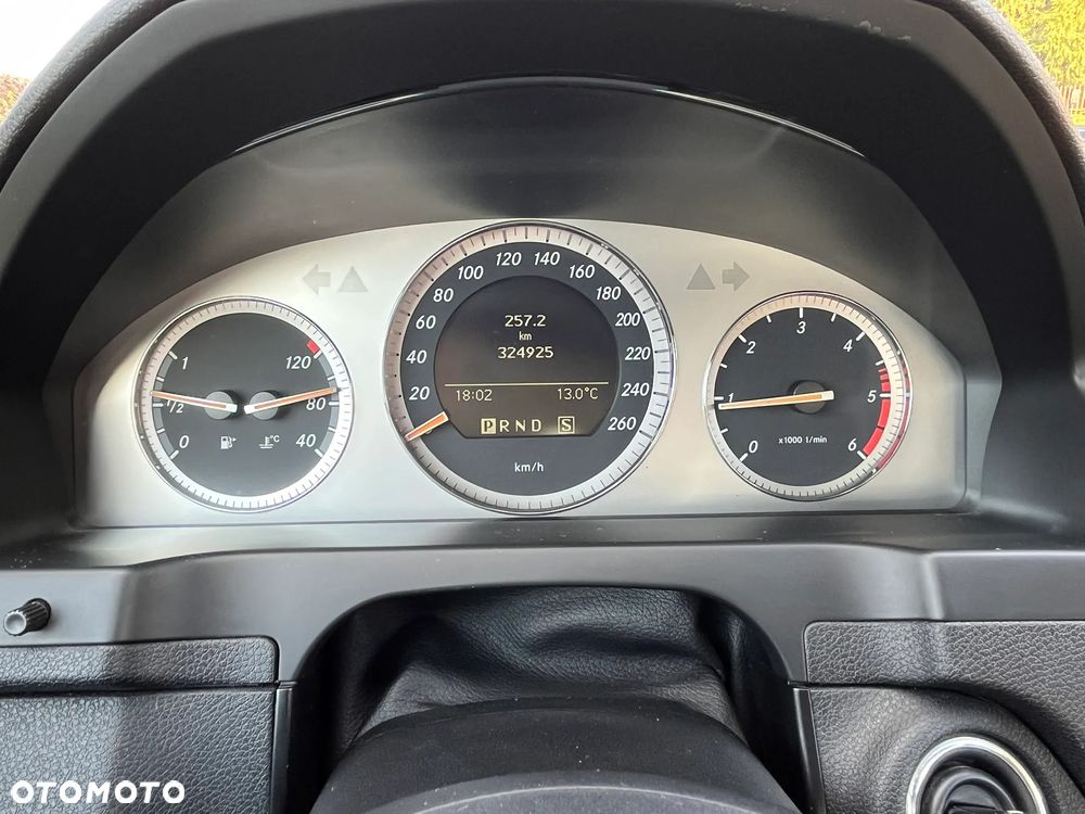 Mercedes-Benz Klasa C 220 CDI DPF Automatik Avantgarde - 11