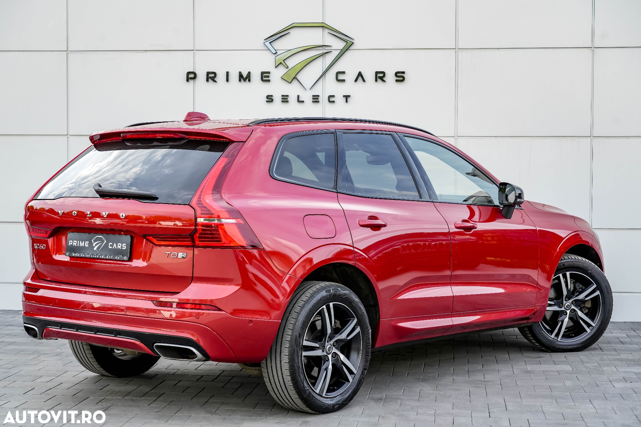 Volvo XC 60 Recharge T8 Twin Engine eAWD R-Design - 3