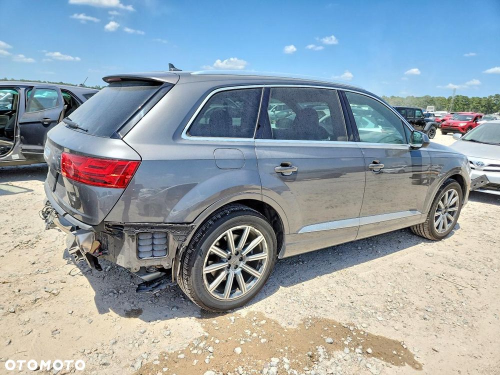 Audi Q7 - 4