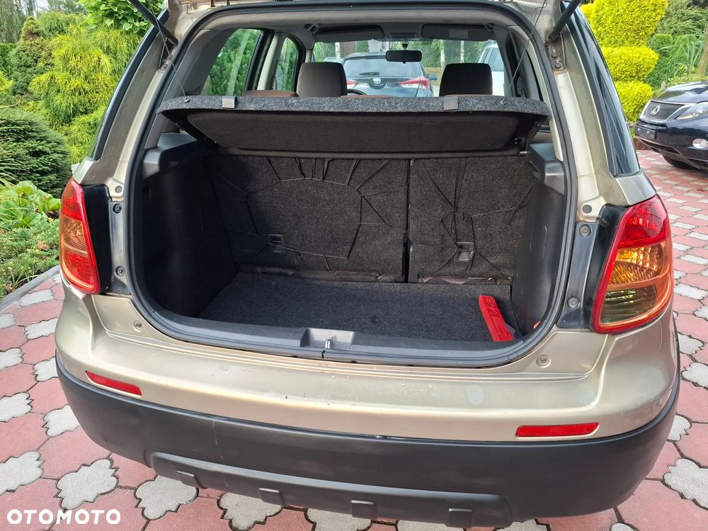 Fiat Sedici 1.6 16V 4x4 Luxury - 22