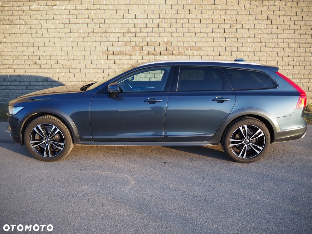 Volvo V90 Cross Country D4 AWD - 2