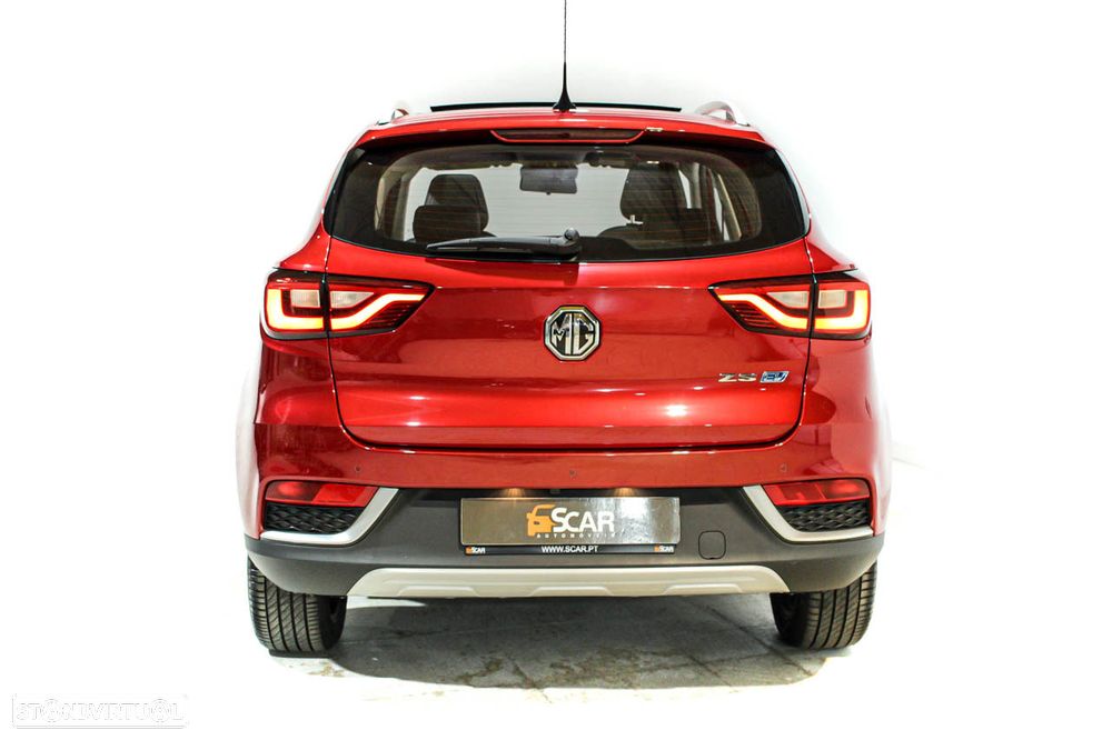 MG ZS Luxury - 4